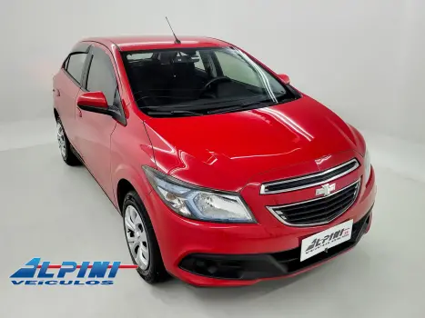 CHEVROLET Onix Hatch 1.4 4P FLEX LT, Foto 2