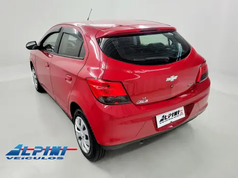 CHEVROLET Onix Hatch 1.4 4P FLEX LT, Foto 4