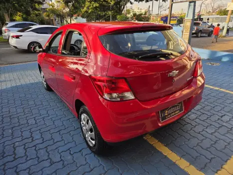 CHEVROLET Onix Hatch 1.0 4P FLEX LT, Foto 2