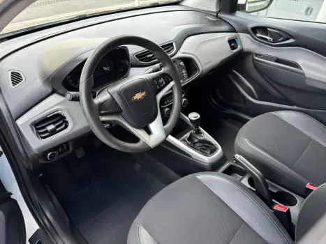 CHEVROLET Onix Hatch 1.4 4P FLEX LT, Foto 9