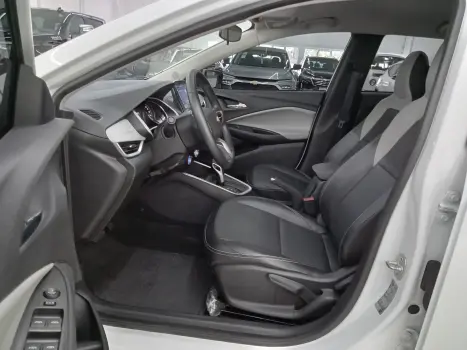 CHEVROLET Onix Hatch 1.0 12V 4P FLEX PREMIER TURBO AUTOM�TICO, Foto 8