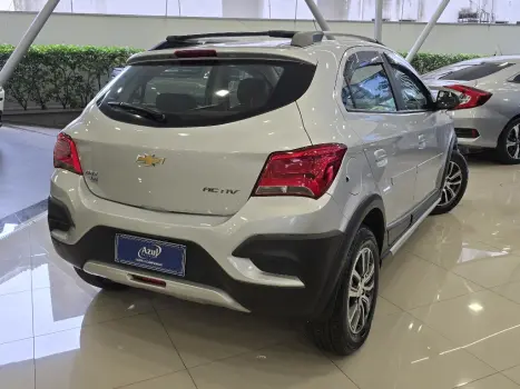 CHEVROLET Onix Hatch 1.4 4P FLEX ACTIV, Foto 6