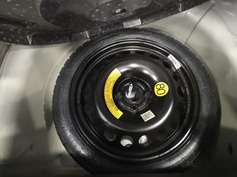 CHEVROLET Onix Hatch 1.4 4P FLEX ACTIV, Foto 17