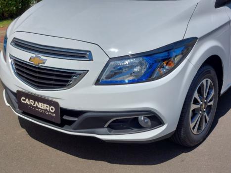 CHEVROLET Onix Hatch 1.4 4P FLEX LTZ, Foto 2