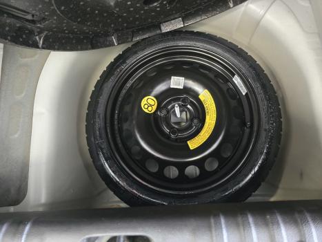 CHEVROLET Onix Hatch 1.4 4P FLEX LTZ AUTOM�TICO, Foto 18