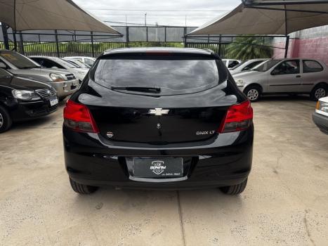CHEVROLET Onix Hatch 1.4 4P FLEX LT, Foto 6