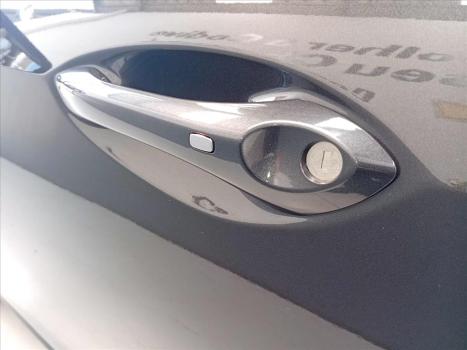 CHEVROLET Onix Hatch 1.0 12V 4P FLEX RS TURBO AUTOM�TICO, Foto 13