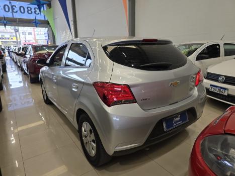 CHEVROLET Onix Hatch 1.0 4P FLEX LT, Foto 4