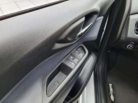 CHEVROLET Onix Hatch 1.4 4P FLEX ACTIV AUTOM�TICO, Foto 11