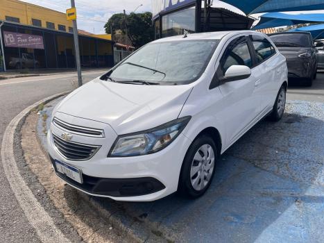 CHEVROLET Onix Hatch 1.4 4P FLEX LT, Foto 2