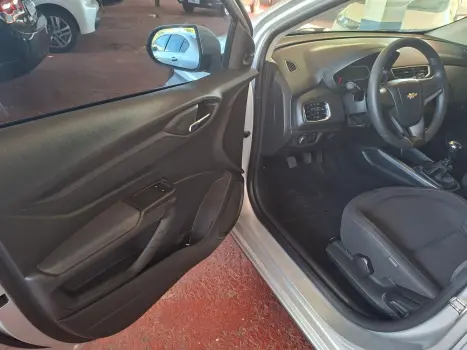 CHEVROLET Onix Hatch 1.4 4P FLEX LT, Foto 11