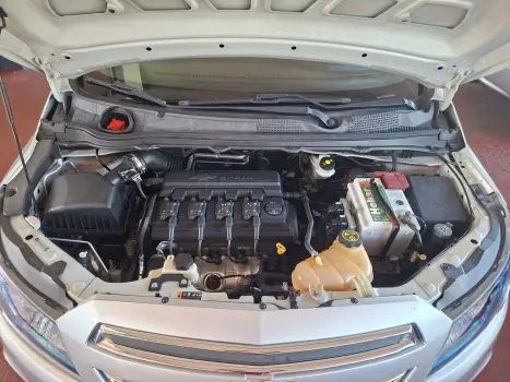 CHEVROLET Onix Hatch 1.4 4P FLEX LT, Foto 16