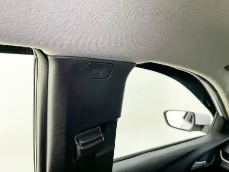 CHEVROLET Onix Hatch 1.0 12V 4P FLEX LT TURBO AUTOM�TICO, Foto 13