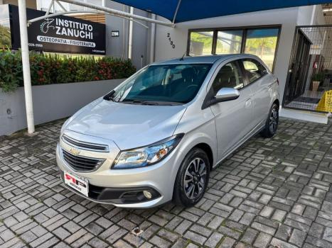 CHEVROLET Onix Hatch 1.4 4P FLEX LTZ, Foto 3