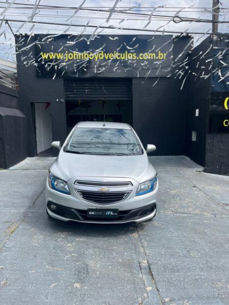 CHEVROLET Onix Hatch 1.4 4P FLEX LTZ, Foto 2