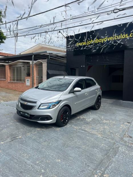 CHEVROLET Onix Hatch 1.4 4P FLEX LTZ, Foto 3