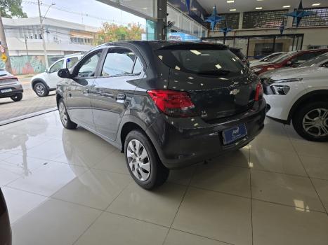 CHEVROLET Onix Hatch 1.4 4P FLEX LT, Foto 4