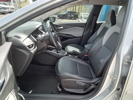 CHEVROLET Onix Hatch 1.0 12V 4P FLEX PREMIER TURBO AUTOM�TICO, Foto 8