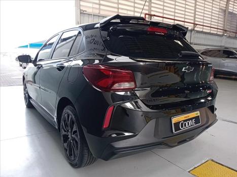 CHEVROLET Onix Hatch 1.0 12V 4P FLEX RS TURBO AUTOM�TICO, Foto 4