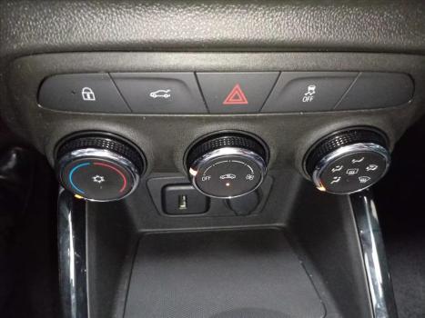 CHEVROLET Onix Hatch 1.0 12V 4P FLEX RS TURBO AUTOM�TICO, Foto 11