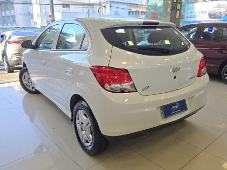 CHEVROLET Onix Hatch 1.0 4P FLEX LT, Foto 4