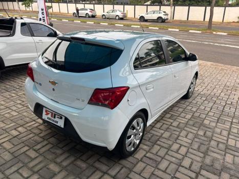 CHEVROLET Onix Hatch 1.4 4P FLEX LT, Foto 6