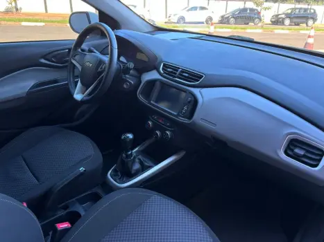 CHEVROLET Onix Hatch 1.4 4P FLEX LT, Foto 9