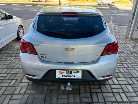 CHEVROLET Onix Hatch 1.4 4P FLEX LT AUTOM�TICO, Foto 6
