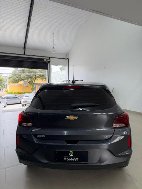 CHEVROLET Onix Hatch 1.0 4P FLEX LT, Foto 5