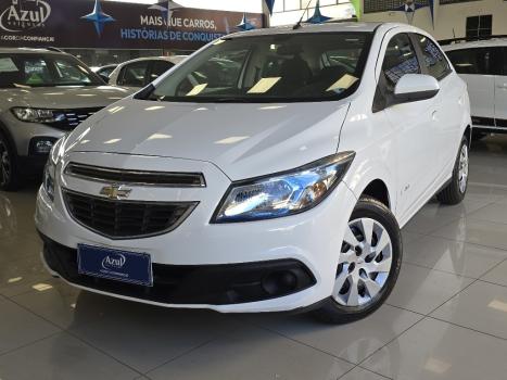 CHEVROLET Onix Hatch 1.4 4P FLEX LT, Foto 3