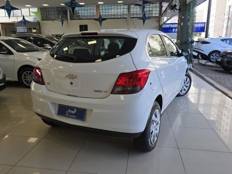 CHEVROLET Onix Hatch 1.4 4P FLEX LT, Foto 6
