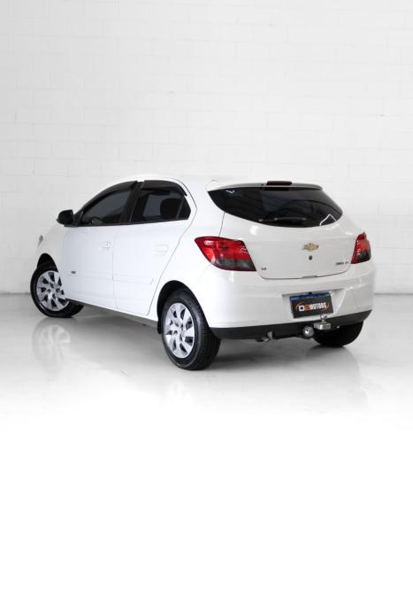 CHEVROLET Onix Hatch 1.4 4P FLEX LTZ, Foto 4