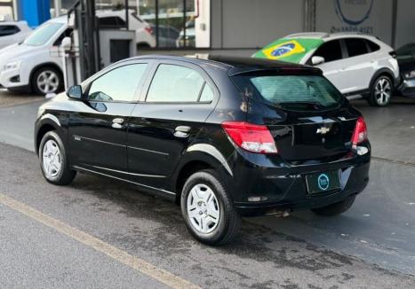 CHEVROLET Onix Hatch 1.0 4P FLEX LS, Foto 3