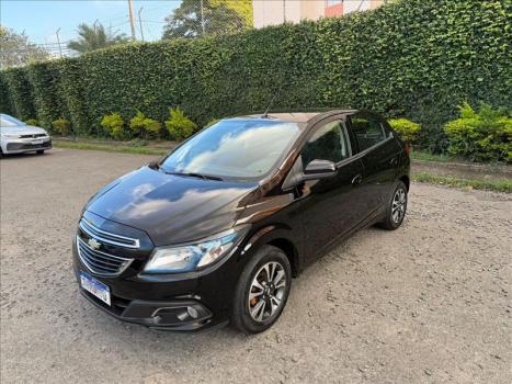 CHEVROLET Onix Hatch 1.4 4P FLEX LTZ, Foto 3