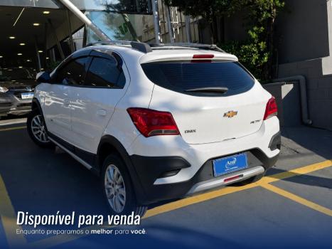 CHEVROLET Onix Hatch 1.4 4P FLEX ACTIV, Foto 4