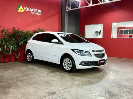 CHEVROLET Onix Hatch 1.4 4P FLEX LT, Foto 13