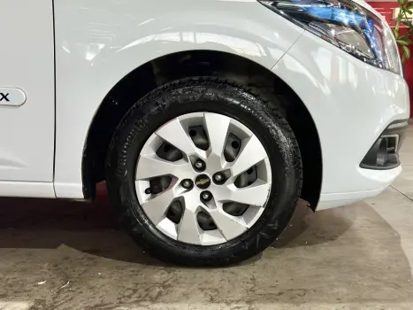 CHEVROLET Onix Hatch 1.4 4P FLEX LT, Foto 15
