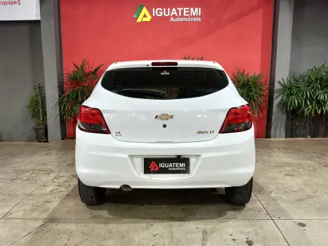 CHEVROLET Onix Hatch 1.4 4P FLEX LT, Foto 17