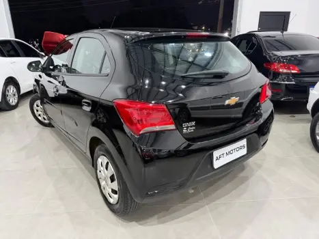 CHEVROLET Onix Hatch 1.0 4P FLEX LT, Foto 4