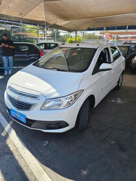 CHEVROLET Onix Hatch 1.0 4P FLEX LT, Foto 1