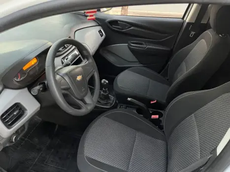 CHEVROLET Onix Hatch 1.4 4P FLEX LT, Foto 8