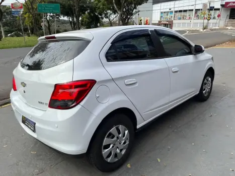 CHEVROLET Onix Hatch 1.4 4P FLEX LT, Foto 6