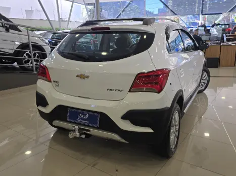 CHEVROLET Onix Hatch 1.4 4P FLEX ACTIV, Foto 6