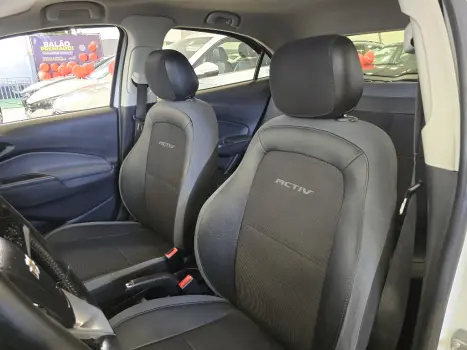 CHEVROLET Onix Hatch 1.4 4P FLEX ACTIV, Foto 15