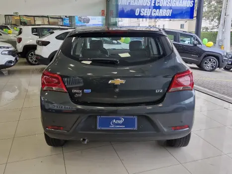 CHEVROLET Onix Hatch 1.4 4P FLEX LTZ AUTOM�TICO, Foto 5