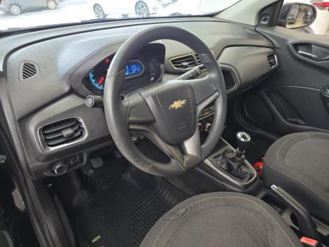 CHEVROLET Onix Hatch 1.4 4P FLEX LT, Foto 13