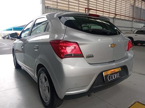 CHEVROLET Onix Hatch 1.4 4P FLEX LT AUTOM�TICO, Foto 4