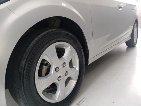 CHEVROLET Onix Hatch 1.4 4P FLEX LT AUTOM�TICO, Foto 18
