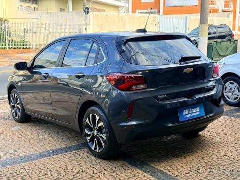 CHEVROLET Onix Hatch 1.0 12V 4P FLEX PREMIER 2 TURBO AUTOM�TICO, Foto 6