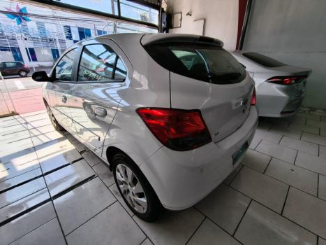 CHEVROLET Onix Hatch 1.4 4P FLEX LT, Foto 6